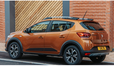 dacia_sandero_stepway_589_040f02cd0e9409d8.jpg