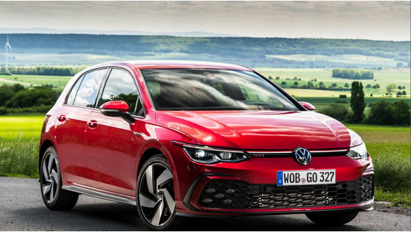 volkswagen_golf_gti_225_01af02b80cb4098a.jpg