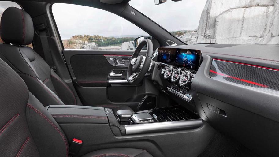 mercedes-gla (27).jpg