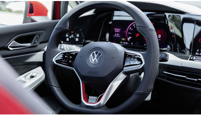 volkswagen_golf_gti_386.jpg