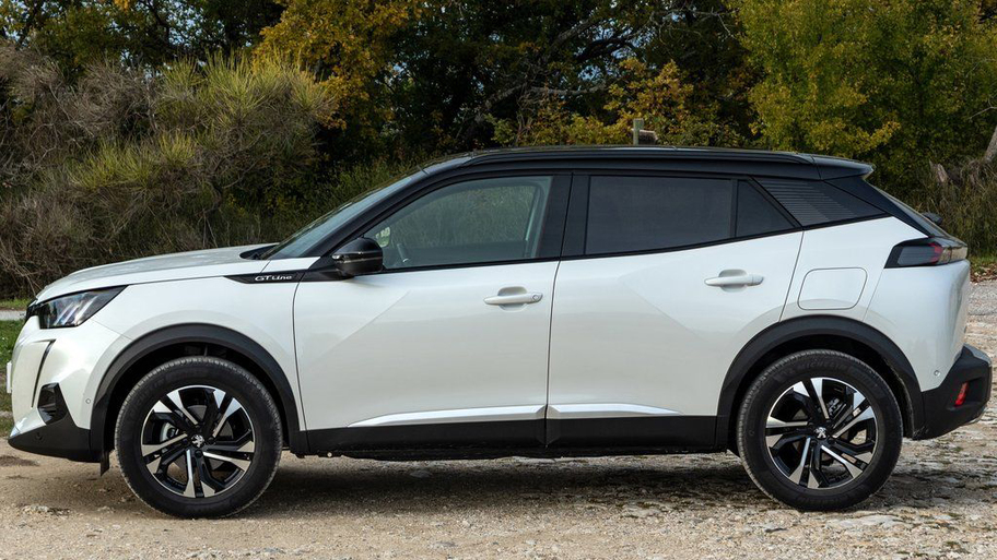 peugeot-2008 (126).jpg