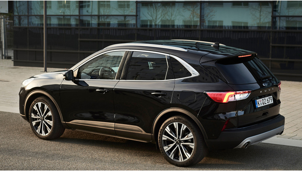 ford_kuga_hybrid_1_044001870a560712.jpg