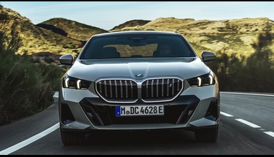 BMW i5 Sedan