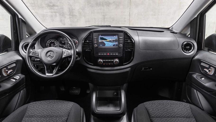 mercedes-vito-tourer---select (11).jpg