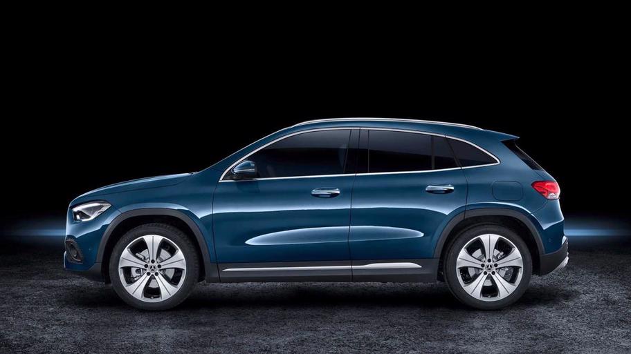 mercedes-gla (18).jpg
