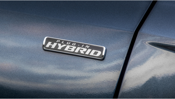 ford_kuga_st-line_x_plug-in_hybrid_14.jpg
