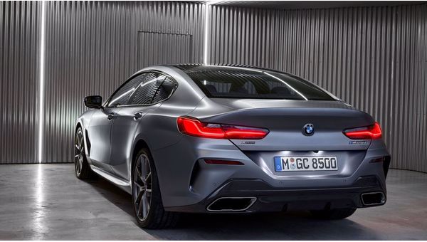 BMW 8 Serisi (5).jpg