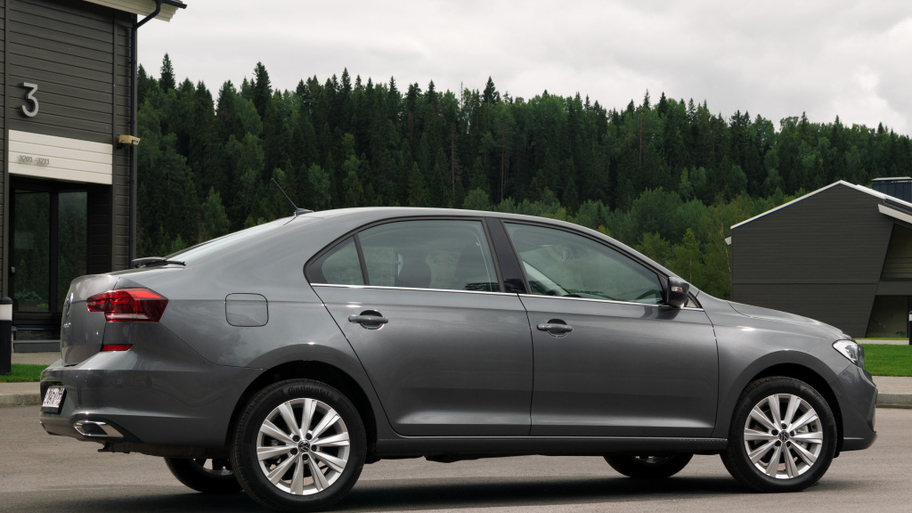 volkswagen_polo_13_033201fe0f5c0a4f.jpg