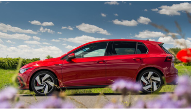 volkswagen_golf_gti_20_021f01ec0c3a08a3.jpg