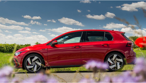 volkswagen_golf_gti_20_021f01ec0c3a08a3.jpg