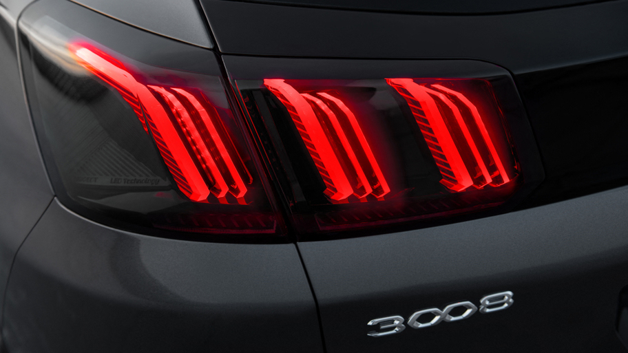 peugeot_3008_gt_93.jpg