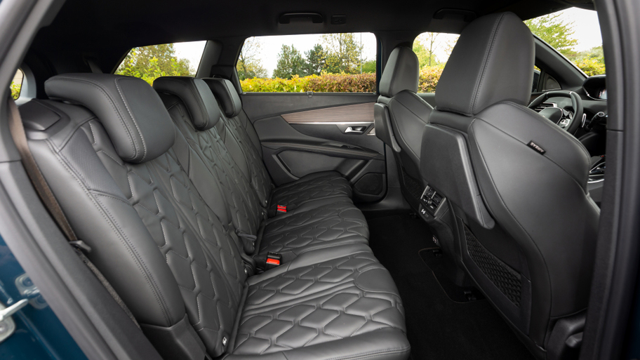 peugeot_5008_gt_55.jpg