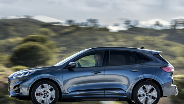 ford_kuga_st-line_x_plug-in_hybrid_34_01e000ea0c960963.jpg