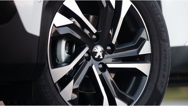 peugeot-2008 (218).jpg