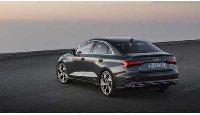 2021-audi-a3-sedan-debut (7).jpg