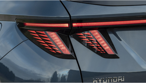 hyundai_tucson_hybrid_448.jpg