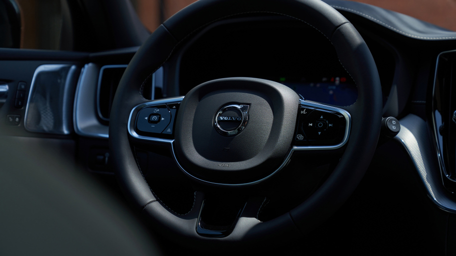 volvo_xc60_b5_awd_r-design_47.jpg