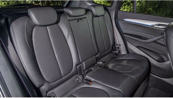 BMW X1 İç Tasarım (4).jpg