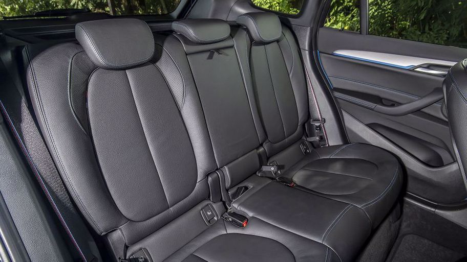 BMW X1 İç Tasarım (4).jpg