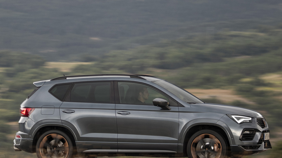 cupra_ateca_76_065104ee0a5707af.jpg