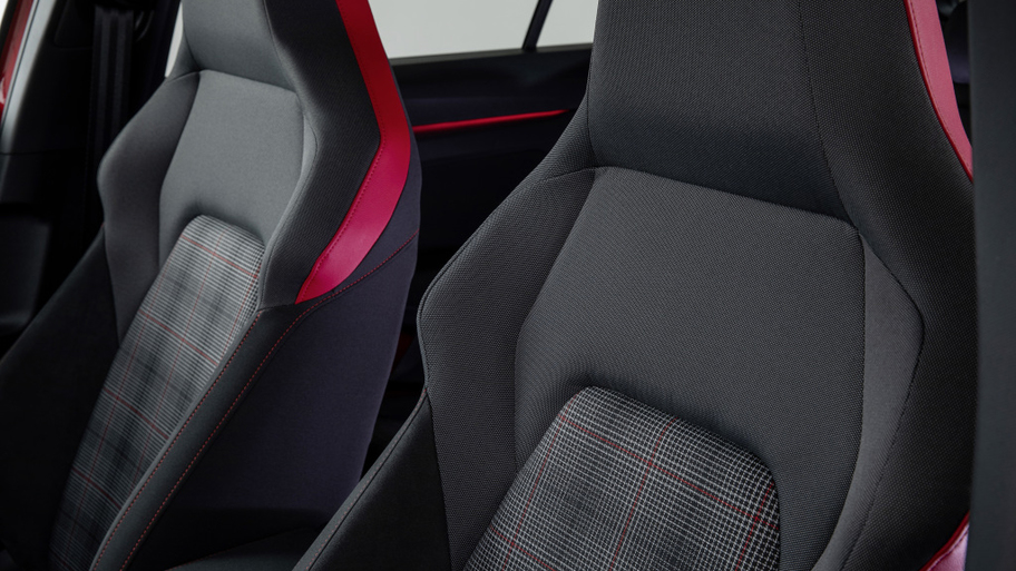 volkswagen_golf_gti_358.jpg