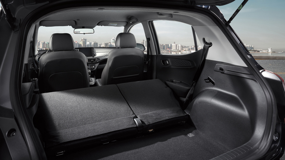 hyundai_grand_i10_95.jpg