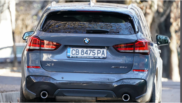 bmw_x1_xdrive25d_m_sport_8_095703c60d7c0a37.jpg