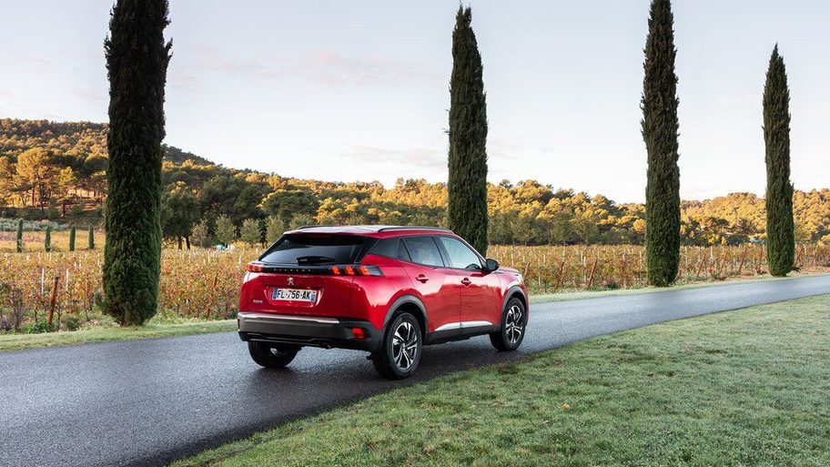 peugeot-2008 (140).jpg