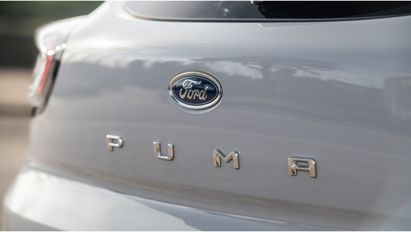 ford_puma_titanium_92.jpg