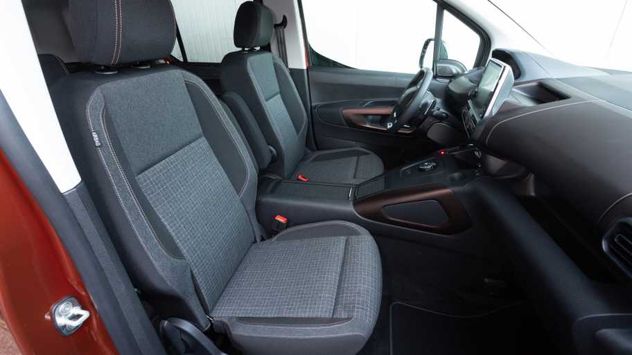 peugeot_rifter_gt_line_29.jpg