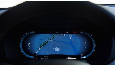 volvo_xc60_b5_awd_r-design_3.jpg