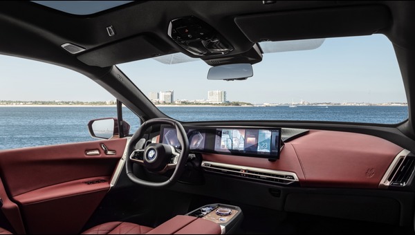 BMW İX