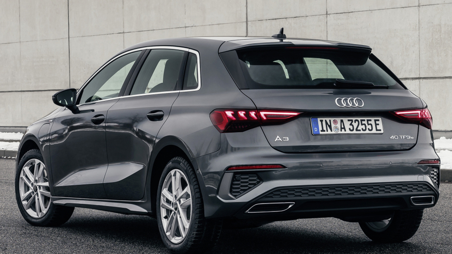 audi_a3_sportback_40_tfsi_e_s_line_323_046204970bb207ef.jpg
