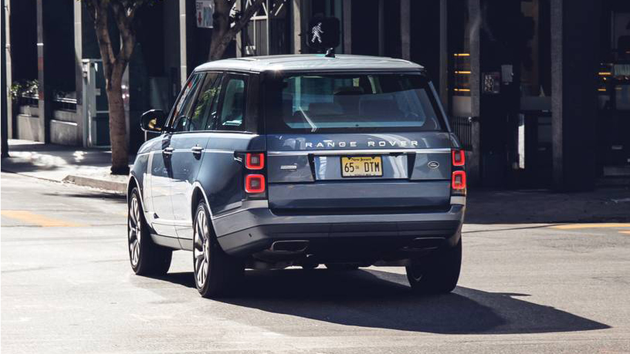 2020_land-rover_range-rover_4dr-suv_p400e-hse_rq_oem_6_815.jpg