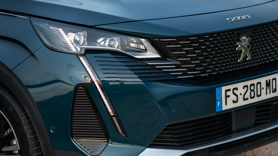 peugeot_5008_gt_368.jpg