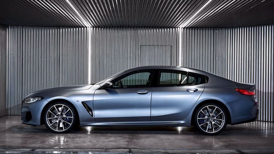BMW 8 Serisi (2).jpg