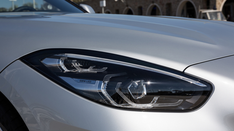 bmw_z4_sdrive20i_4.jpg