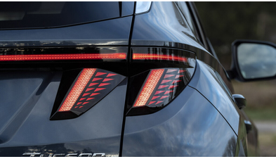hyundai_tucson_hybrid_20.jpg