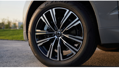 volvo_xc60_b5_awd_r-design_95.jpg