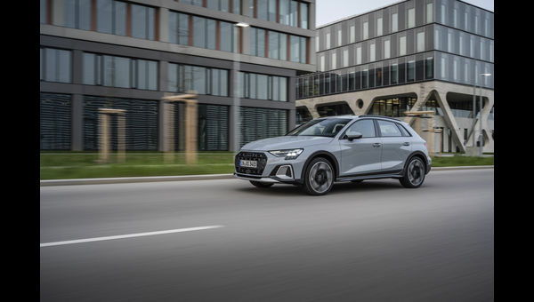 Audi A3 AllStreet Dış