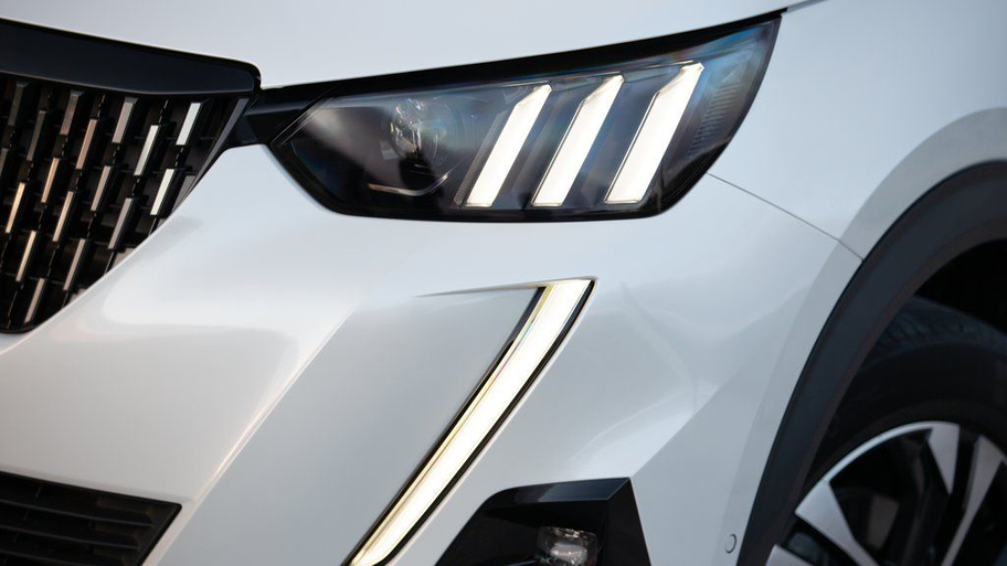 peugeot-2008 (202).jpg