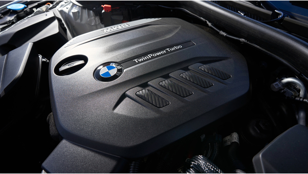 bmw_320d_sport_line_85.jpg