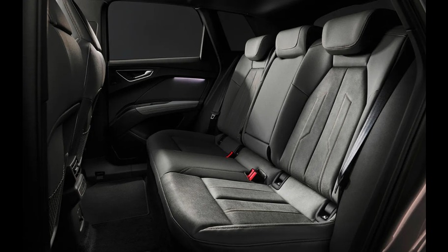 Audi Q4 e-Tron İç Döşeme