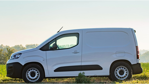 citroen_berlingo_van_41_033b02130b4d07c0.jpg