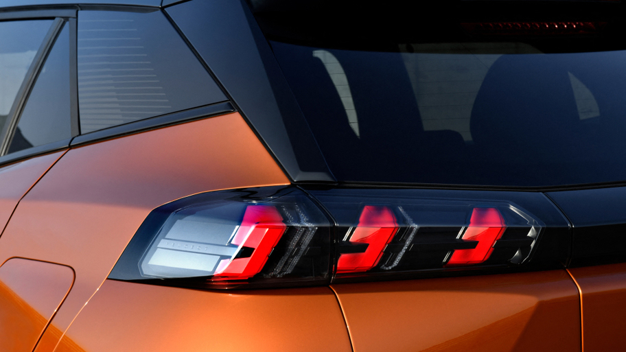 peugeot_2008_gt_3.jpg