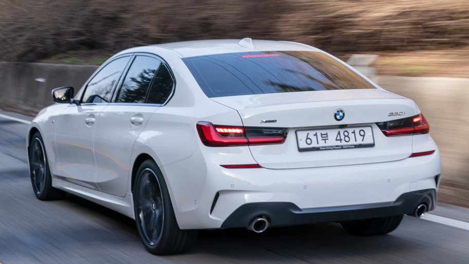 bmw_330i_m_sport_36_093c05110d9f0926.jpg
