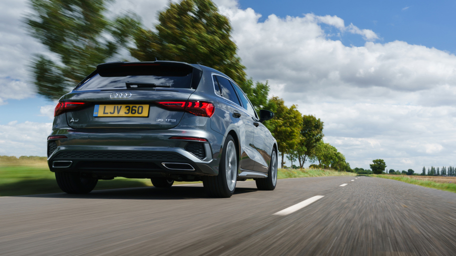audi_a3_sportback_35_tfsi_s_line_251.jpg