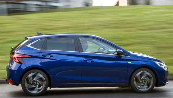 hyundai_i20_1496_028002810d6a0938.jpg