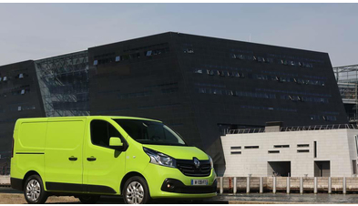 renault-trafic-panelvan (8).jpg