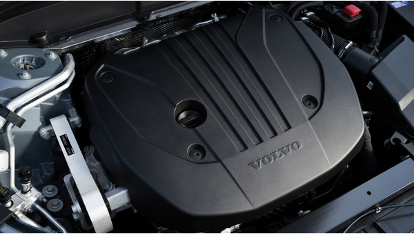 volvo_xc60_b5_awd_r-design_16.jpg